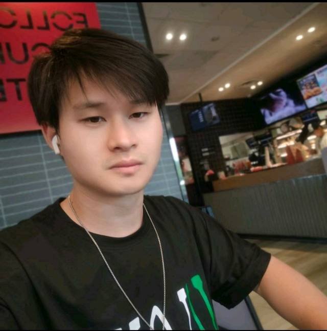 郑伟