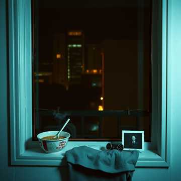 妈妈，这座城市风很大