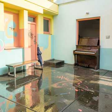 毕业季的夏日阵雨