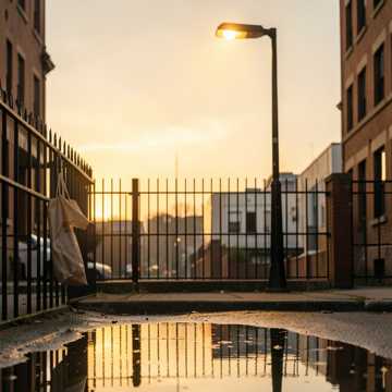 口袋只剩半个梦