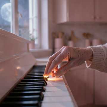 换我来牵你的手