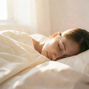 晨光融化在你眼底